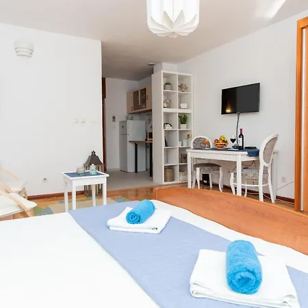 Beautiful Cozy Apartment Jug In Nice Neighbourhood. Split Exterior photo